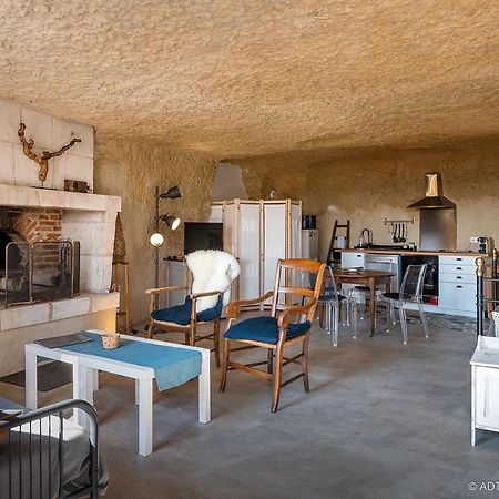La Cavee Du Coteau, Petit Cocon Troglodytique Villa Vouvray Luaran gambar