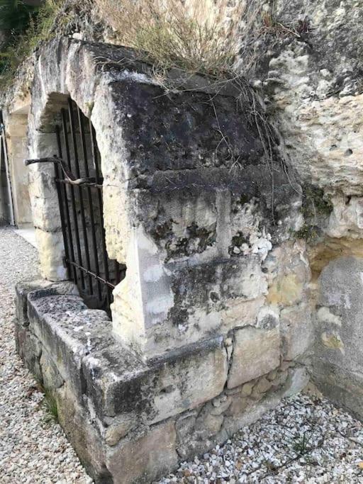 La Cavee Du Coteau, Petit Cocon Troglodytique Villa Vouvray Luaran gambar