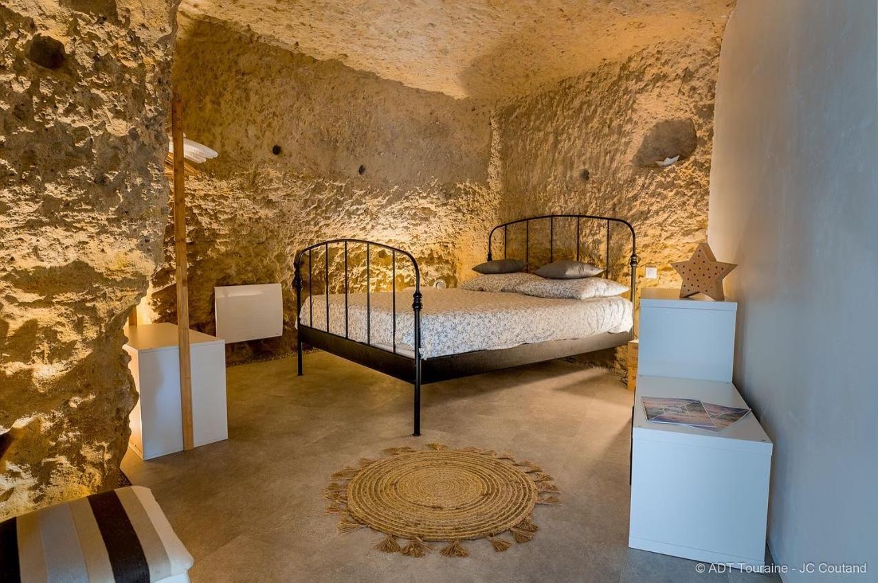La Cavee Du Coteau, Petit Cocon Troglodytique Villa Vouvray Luaran gambar